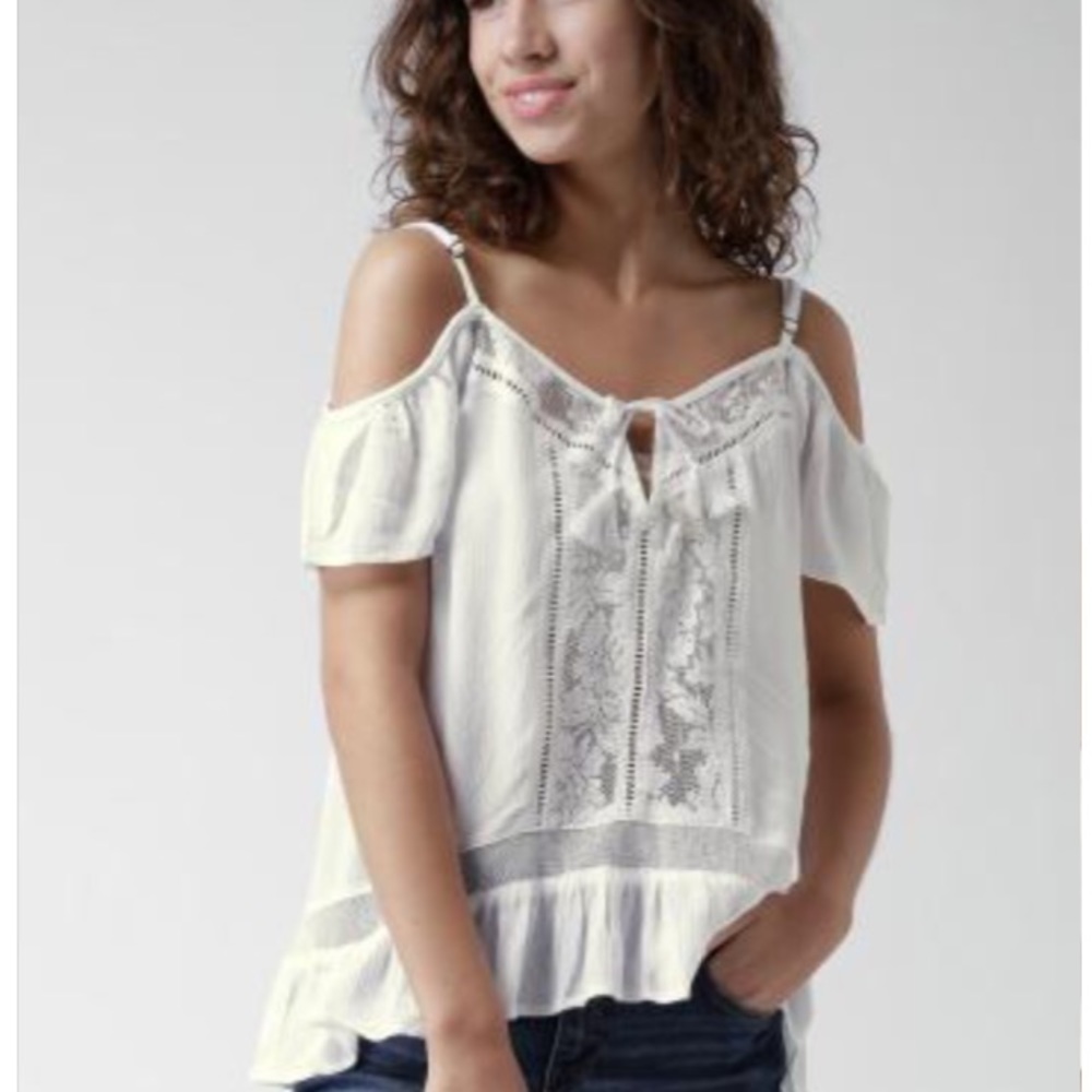 Forever 21 black cold shoulder top